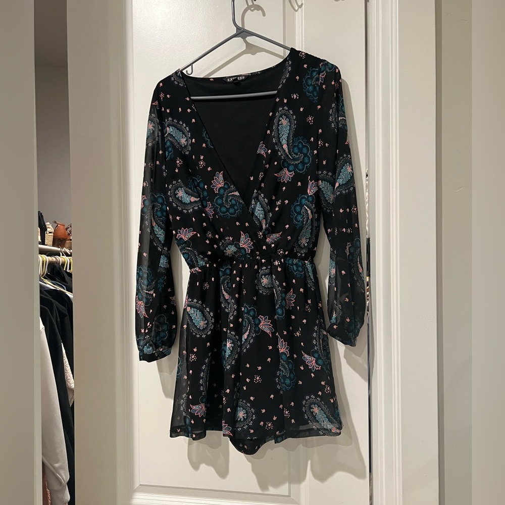 Express romper. Navy blue. Great for night out in the summer.